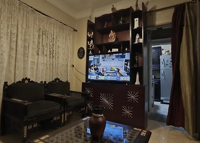 Cozy Location In Downtown Cairo Close To The Egyptian Museum